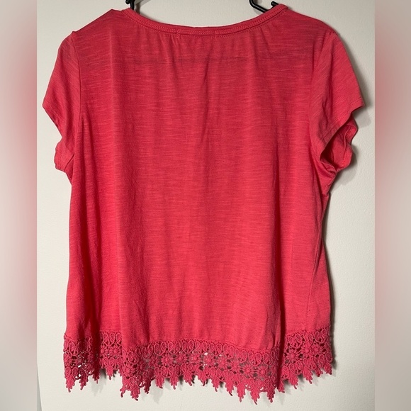 Rewind Coral Short Sleeve Women's Blouse - Picture 4 of 7